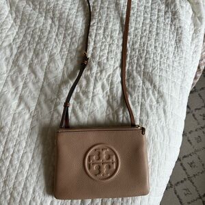 Tory Burch Perry Bombe double zip tan crossbody